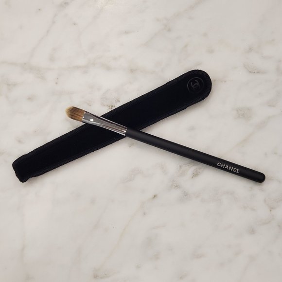 Chanel Les Pinceaux de Chanel #10 - Picture 1 of 5